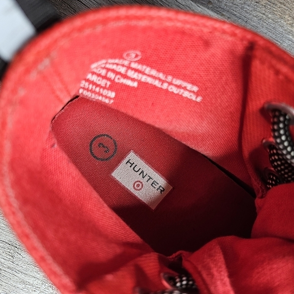 Hunter for Target Water Resistant Unisex Kids Sneakers Shoes Red + Black Size 3 - Picture 11 of 11